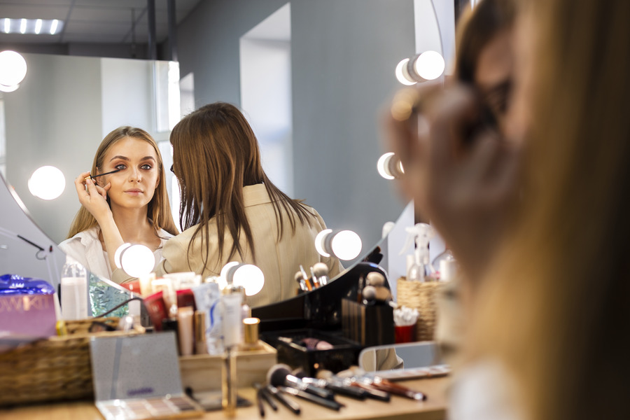 Popular Careers in the Beauty Industry